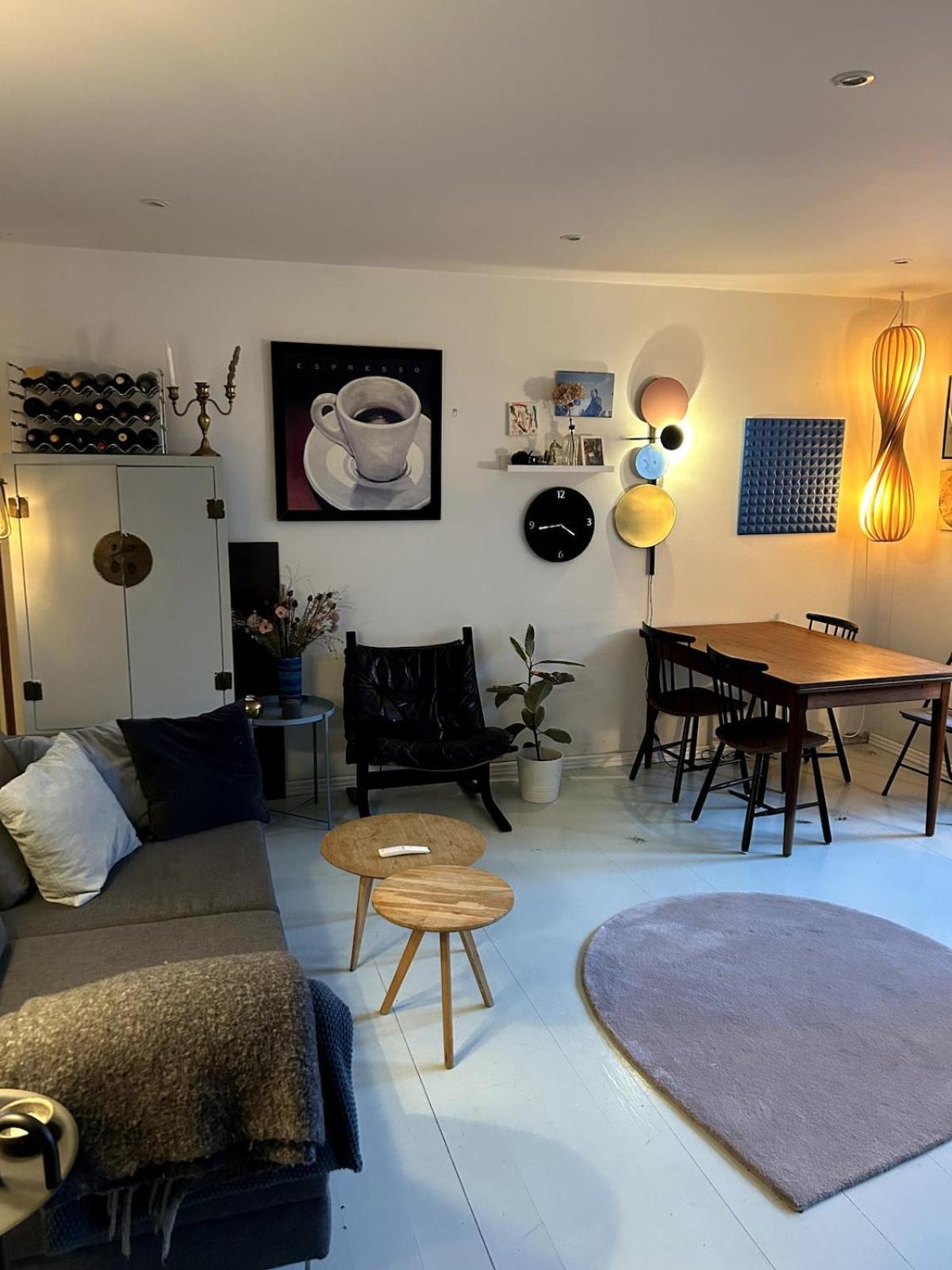 Lovely With Patio Apartment